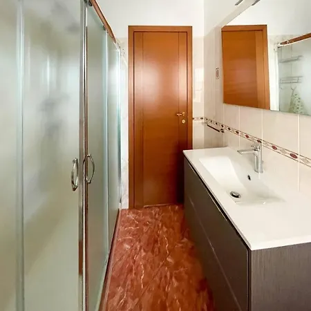 Residenza Anna روزيتو ديلي أبروتسي